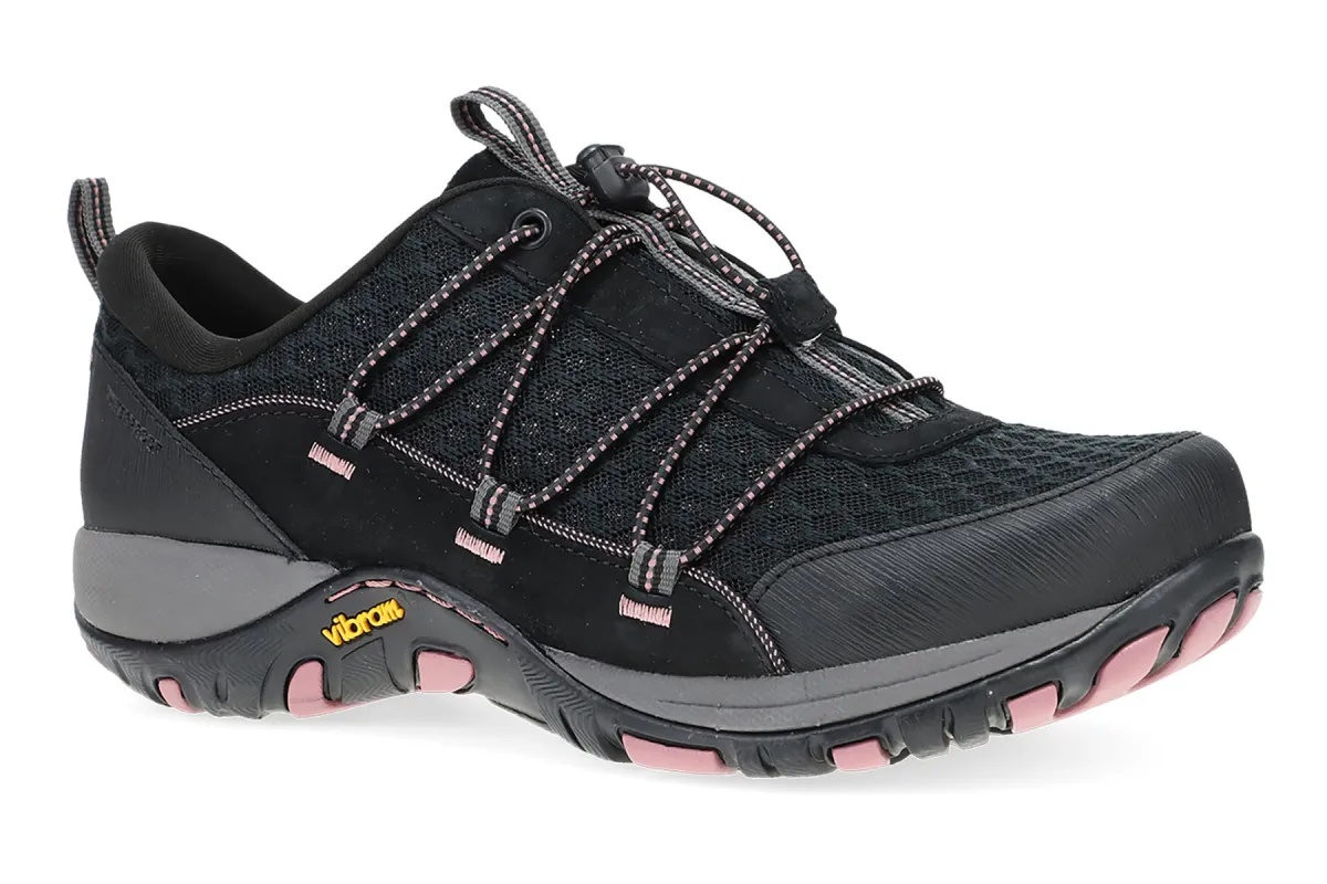 Petunia made by Dansko