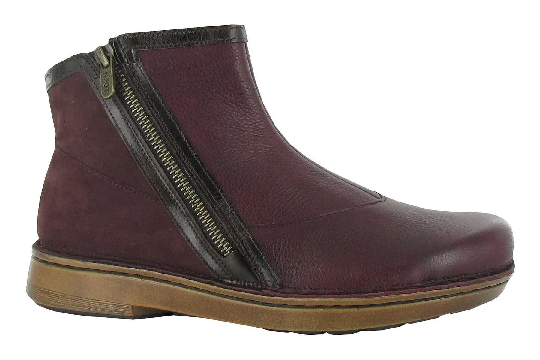 Spello sold by The Walking Company