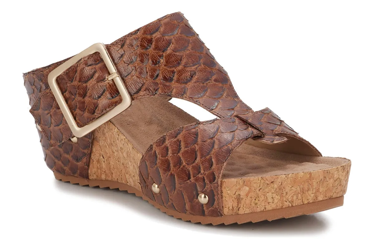 Thea sold by The Walking Company