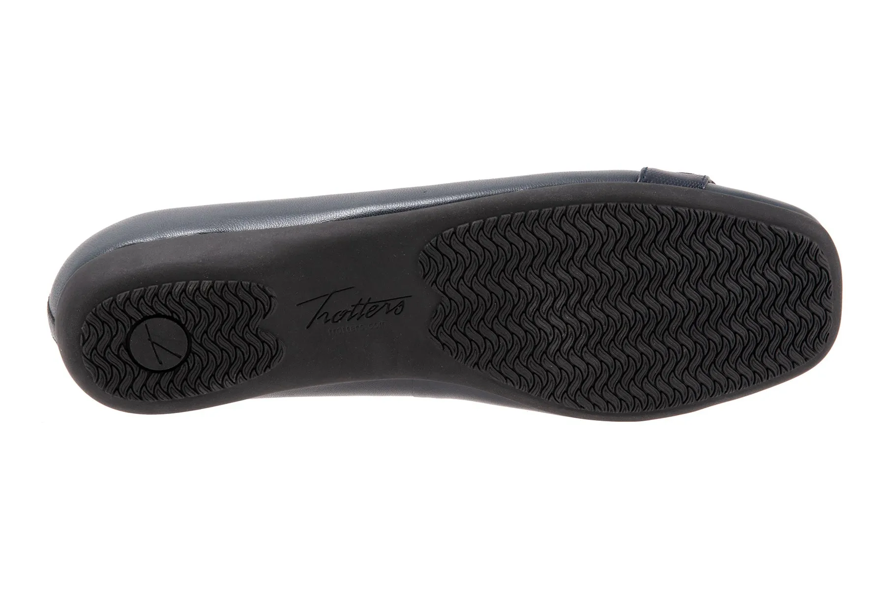 Sylvia sold by The Walking Company product image thumbnail 3