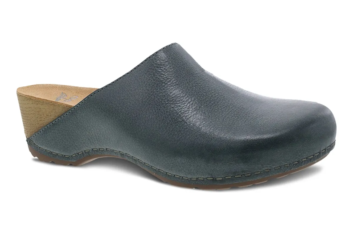 Talulah sold by The Walking Company