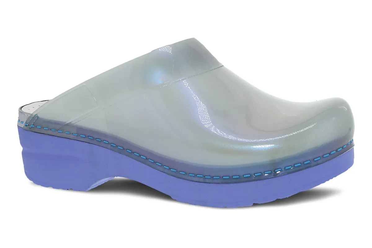 Sonja made by Dansko