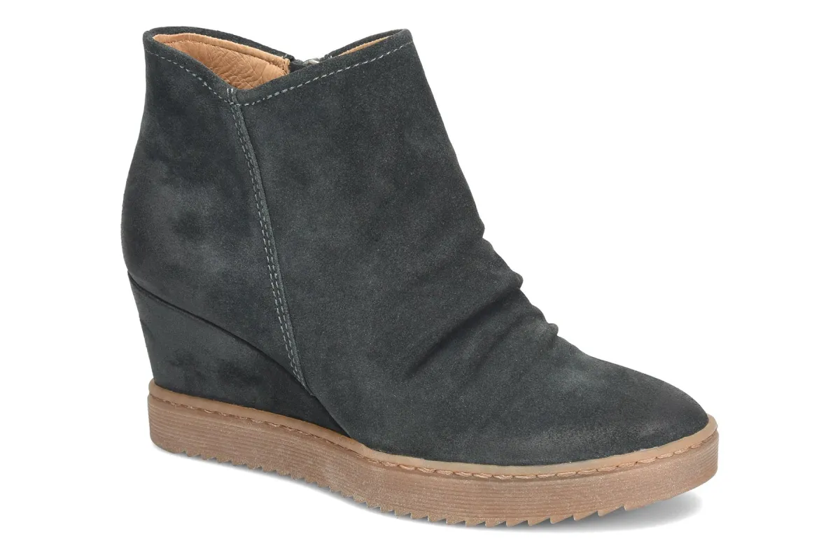 Siri sold by The Walking Company