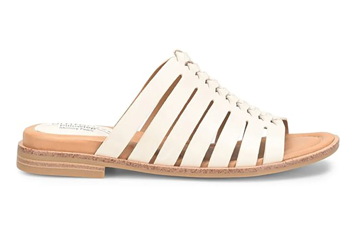 Dasya sold by The Walking Company