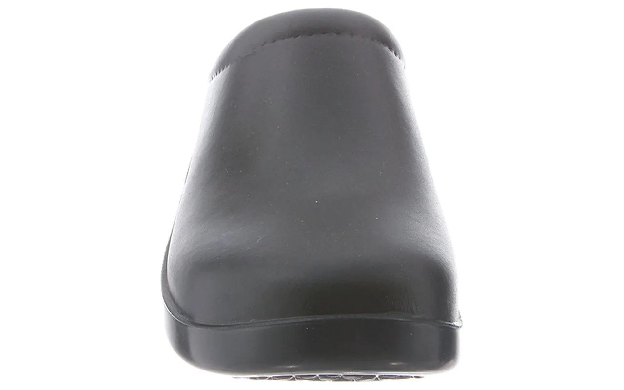 Dusty sold by The Walking Company product image thumbnail 2