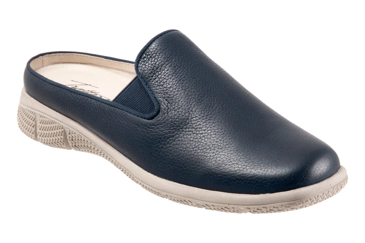 WMNS) adidas Lotta Volkova x Trefoil Logo Mule 'Red' FW4384 | Parallel