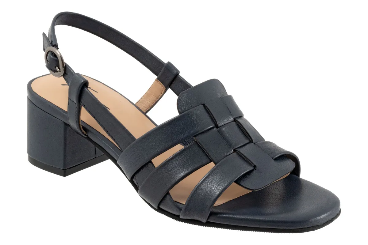 Luna sold by The Walking Company