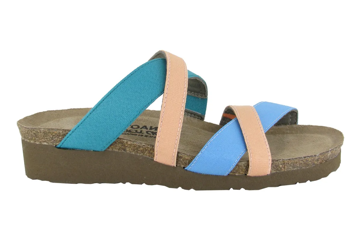 Roxanna sold by The Walking Company