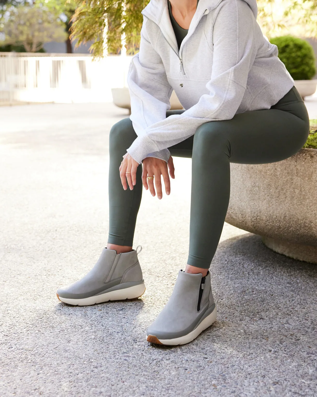 MXV Shift Zip Metatarsal sold by The Walking Company product image thumbnail 3