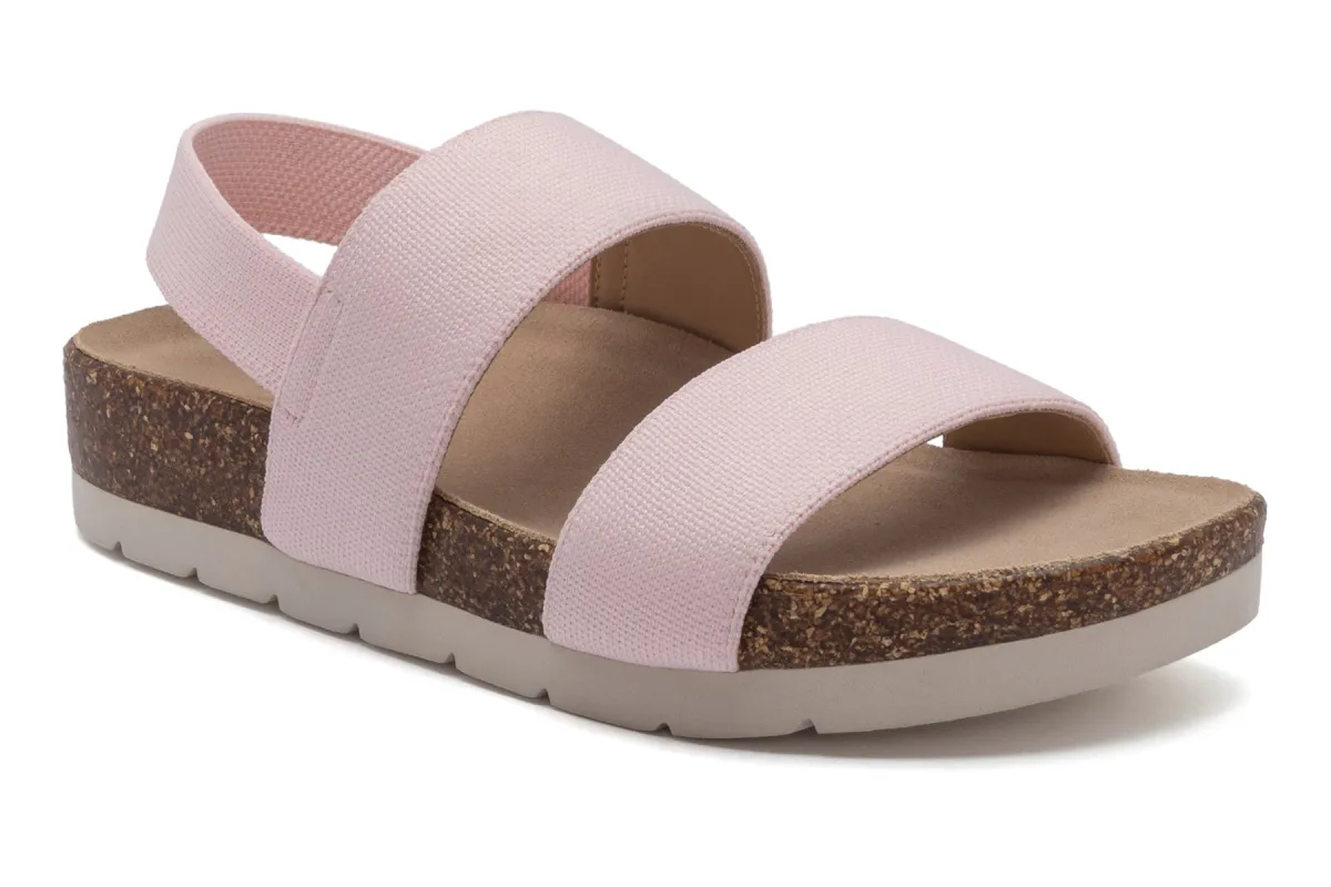 Lanai Triple sold by The Walking Company