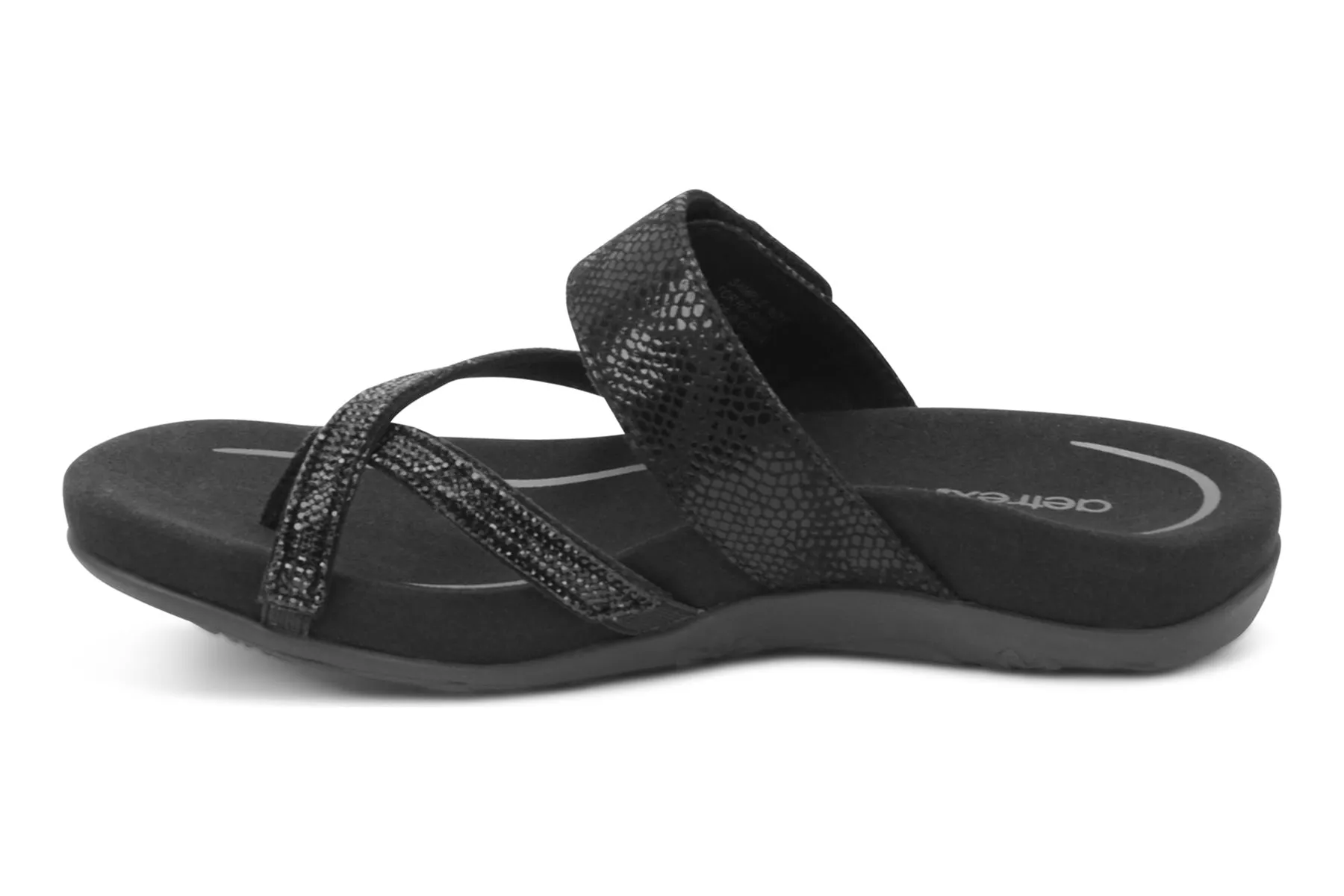 Izzy sold by The Walking Company product image thumbnail 5