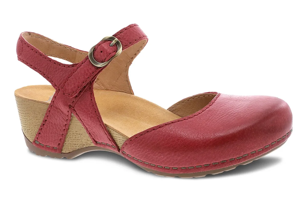 Tiffani sold by The Walking Company