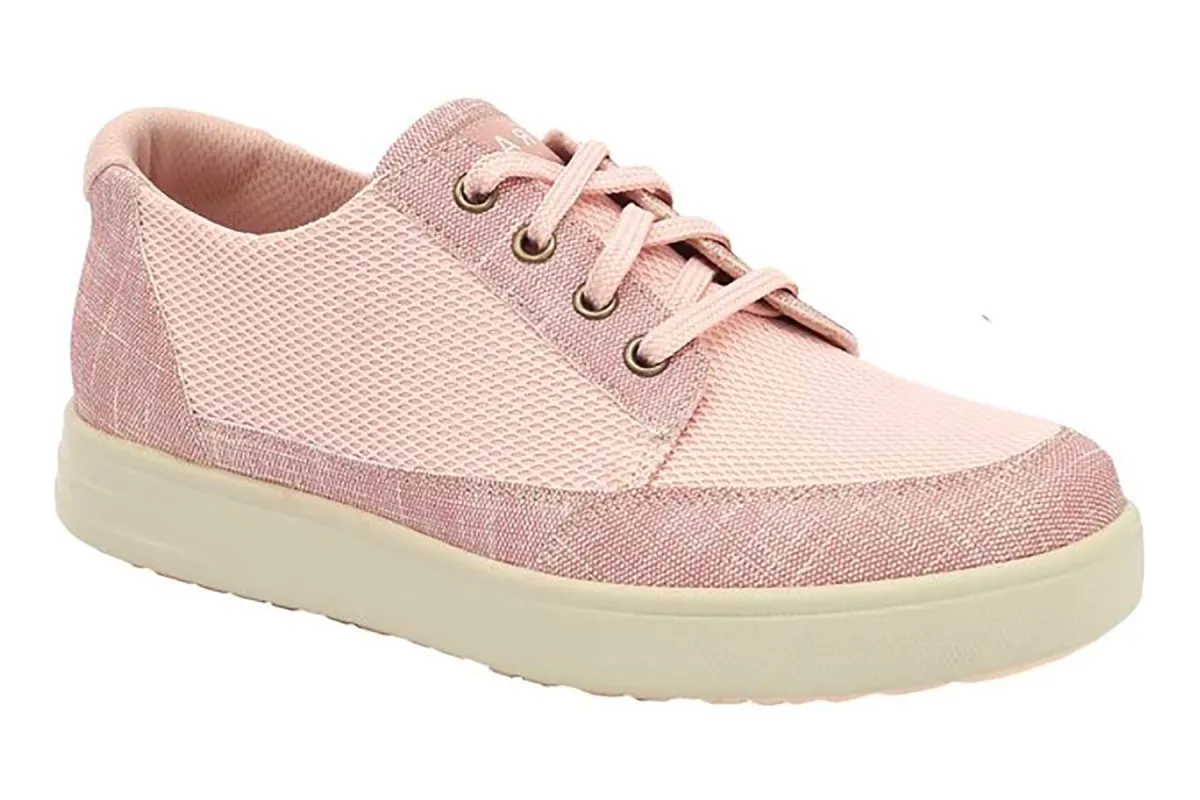 Traq Copacetiq sold by The Walking Company