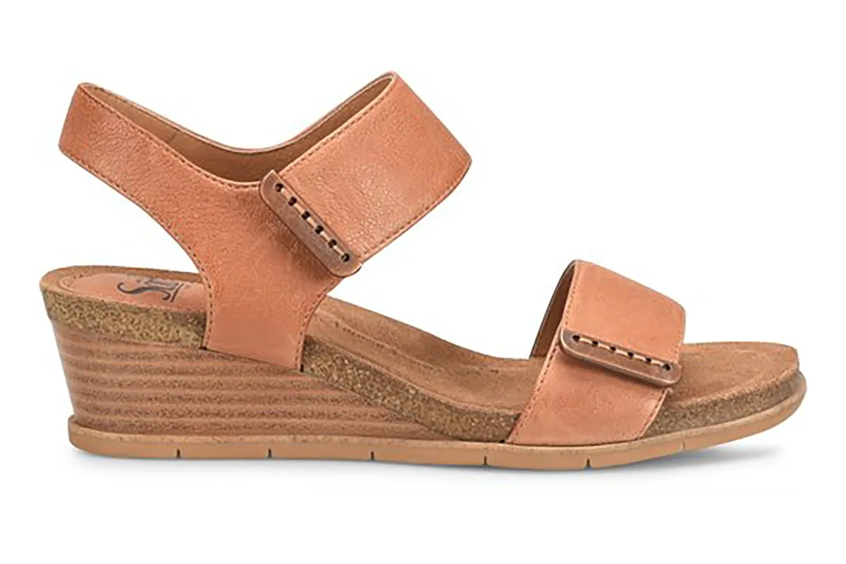 Verdi II sold by The Walking Company