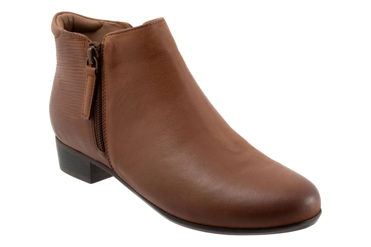 Major Embossed sold by The Walking Company