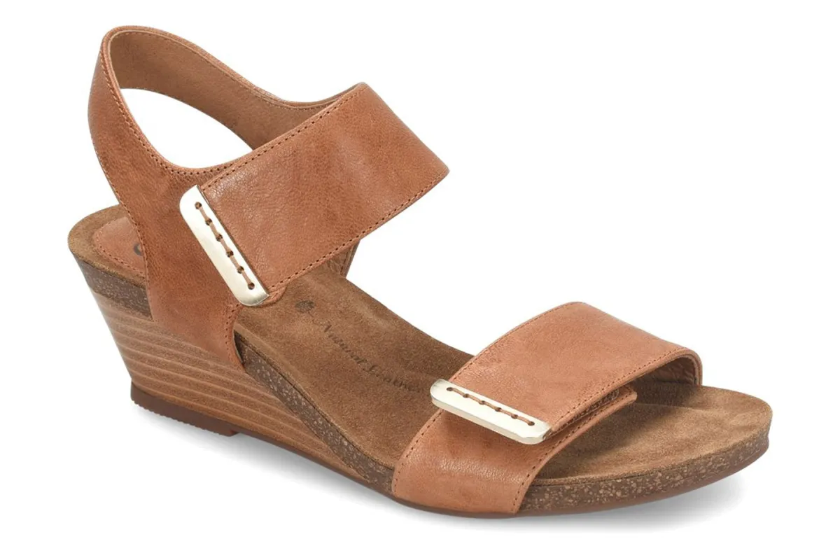 Verdi sold by The Walking Company