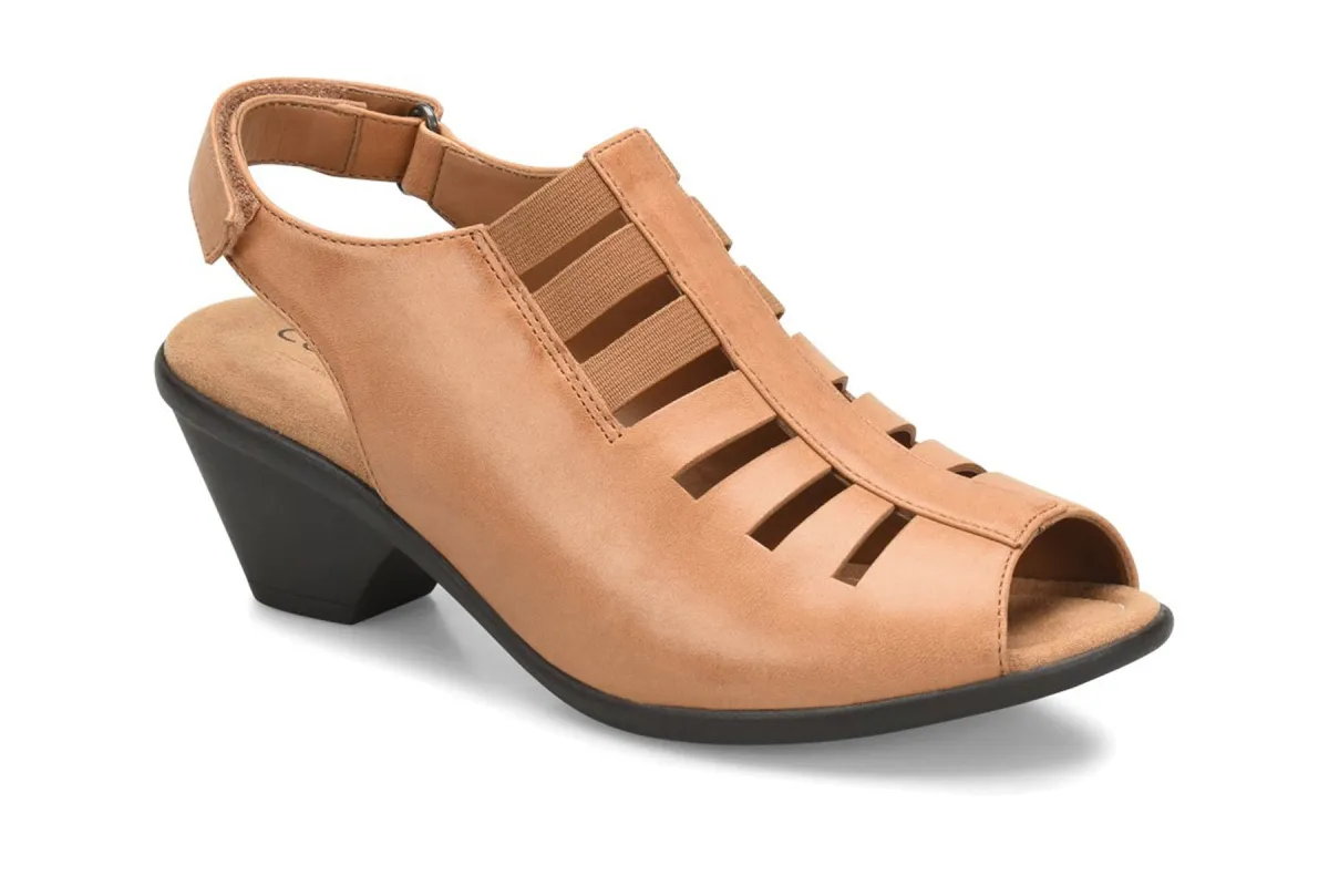 Faye sold by The Walking Company