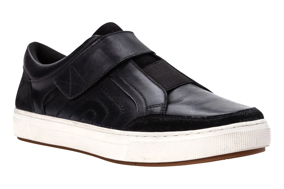 Kade sold by The Walking Company