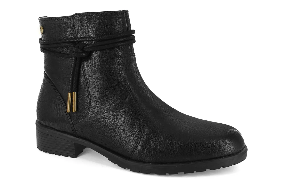 Lambeth sold by The Walking Company