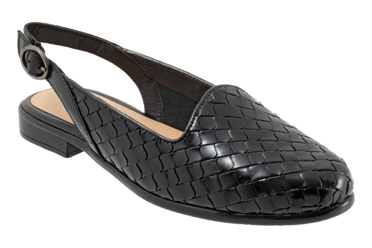 Lea sold by The Walking Company