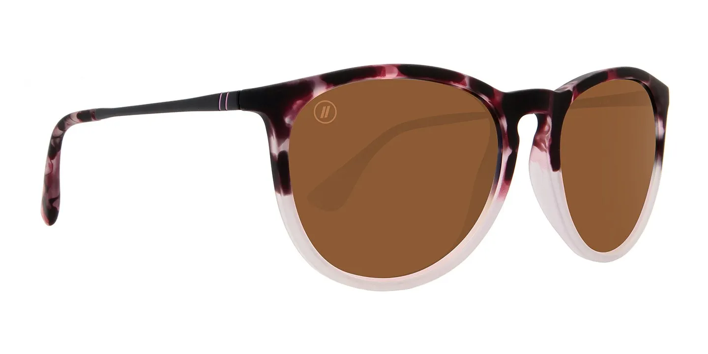 Nina Davina | RX sold by Blenders Eyewear product image thumbnail 3