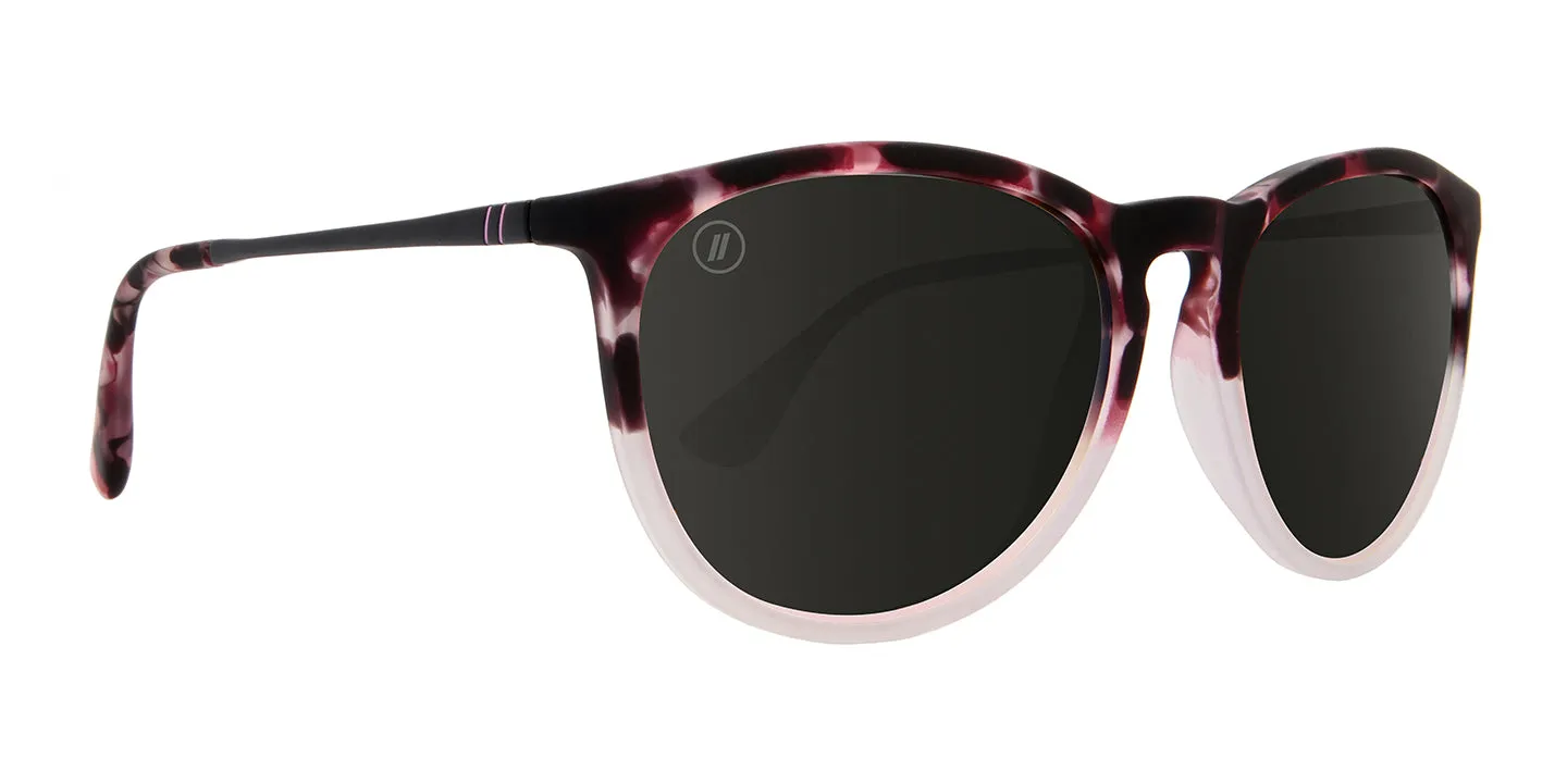 Nina Davina | RX sold by Blenders Eyewear