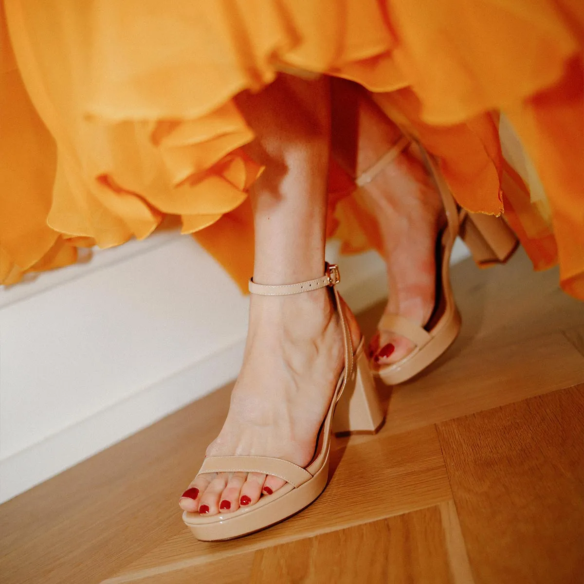 The Stella Platform - Dune Patent sold by Margaux product image thumbnail 2