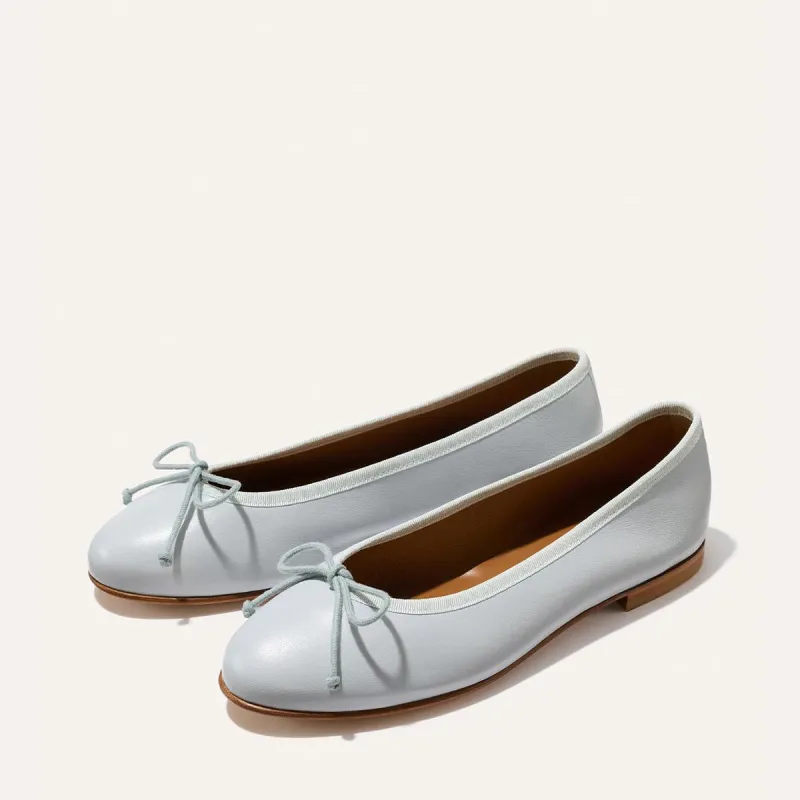 The Demi - Mist Blue Nappa made by Margaux