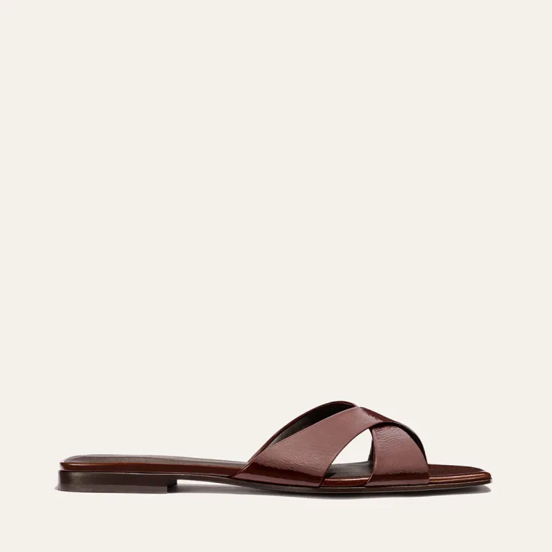 Alex Mill x Margaux: The Selene Flat Sandal - Espresso Crinkle Patent made by Margaux