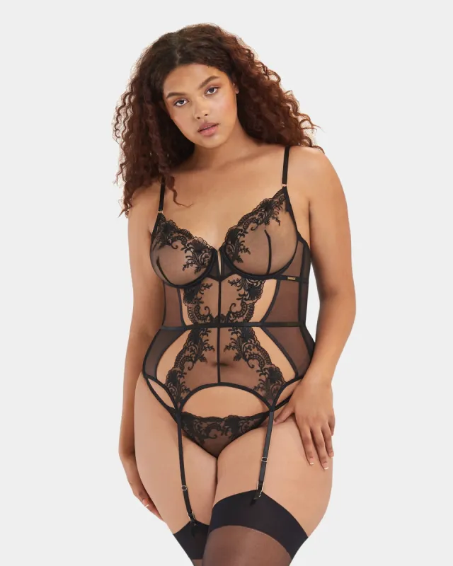 Set: Marseille Basque Black sold by Bluebella