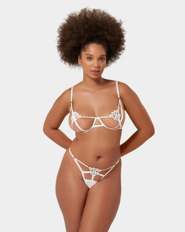 Set: Aria White sold by Bluebella