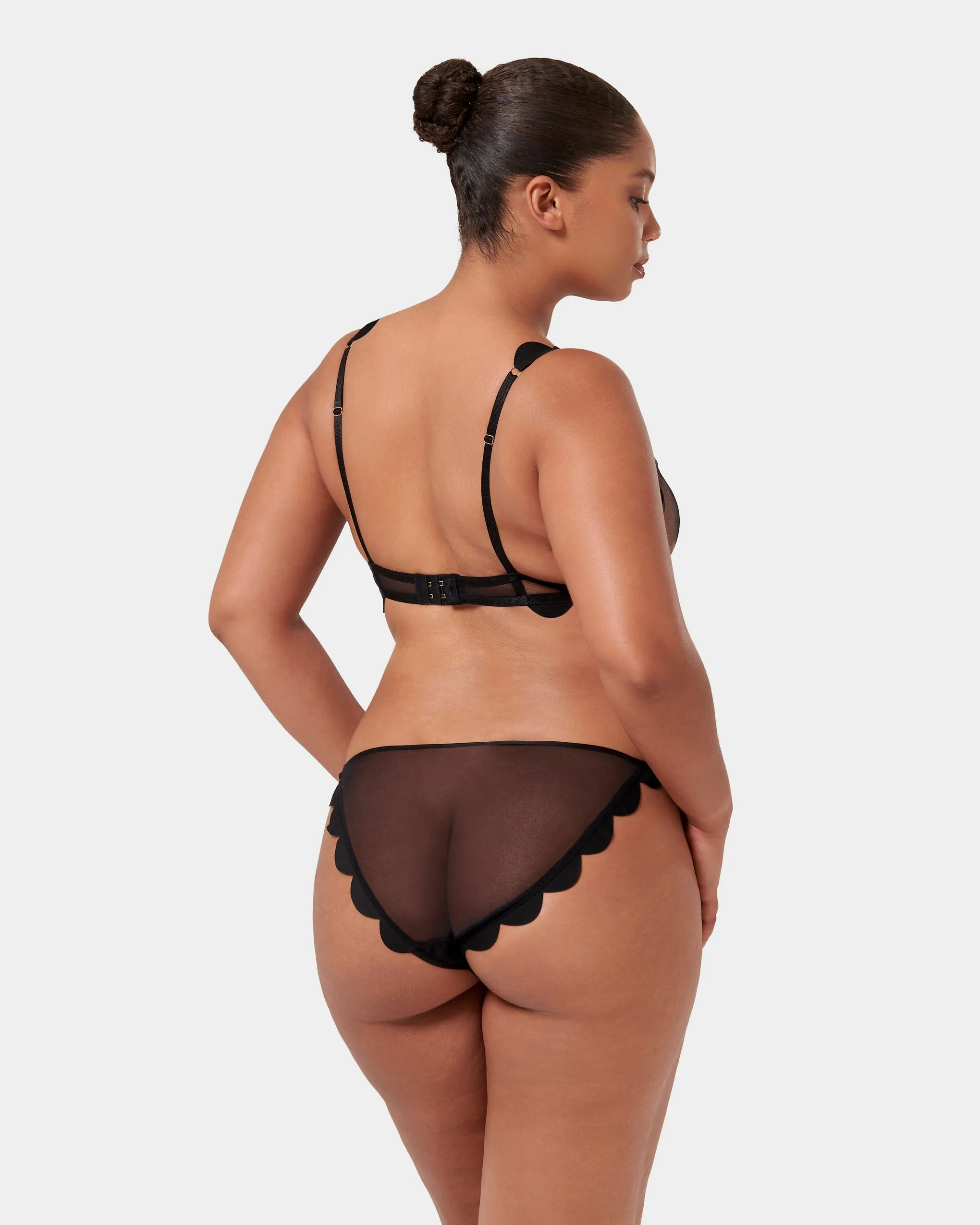 Set: Jasmine Black sold by Bluebella product image thumbnail 3