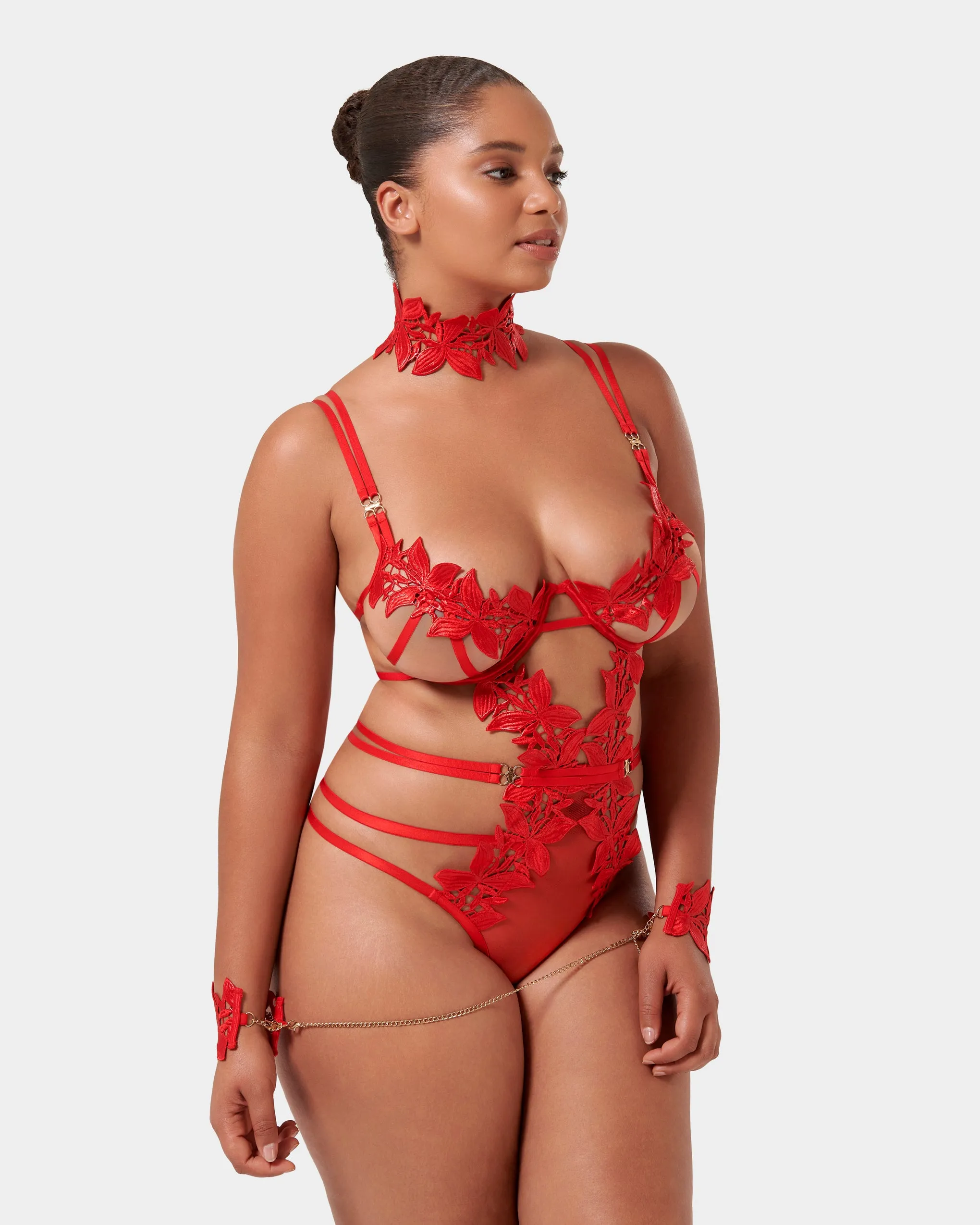 Set: Ophelia Red sold by Bluebella product image thumbnail 2