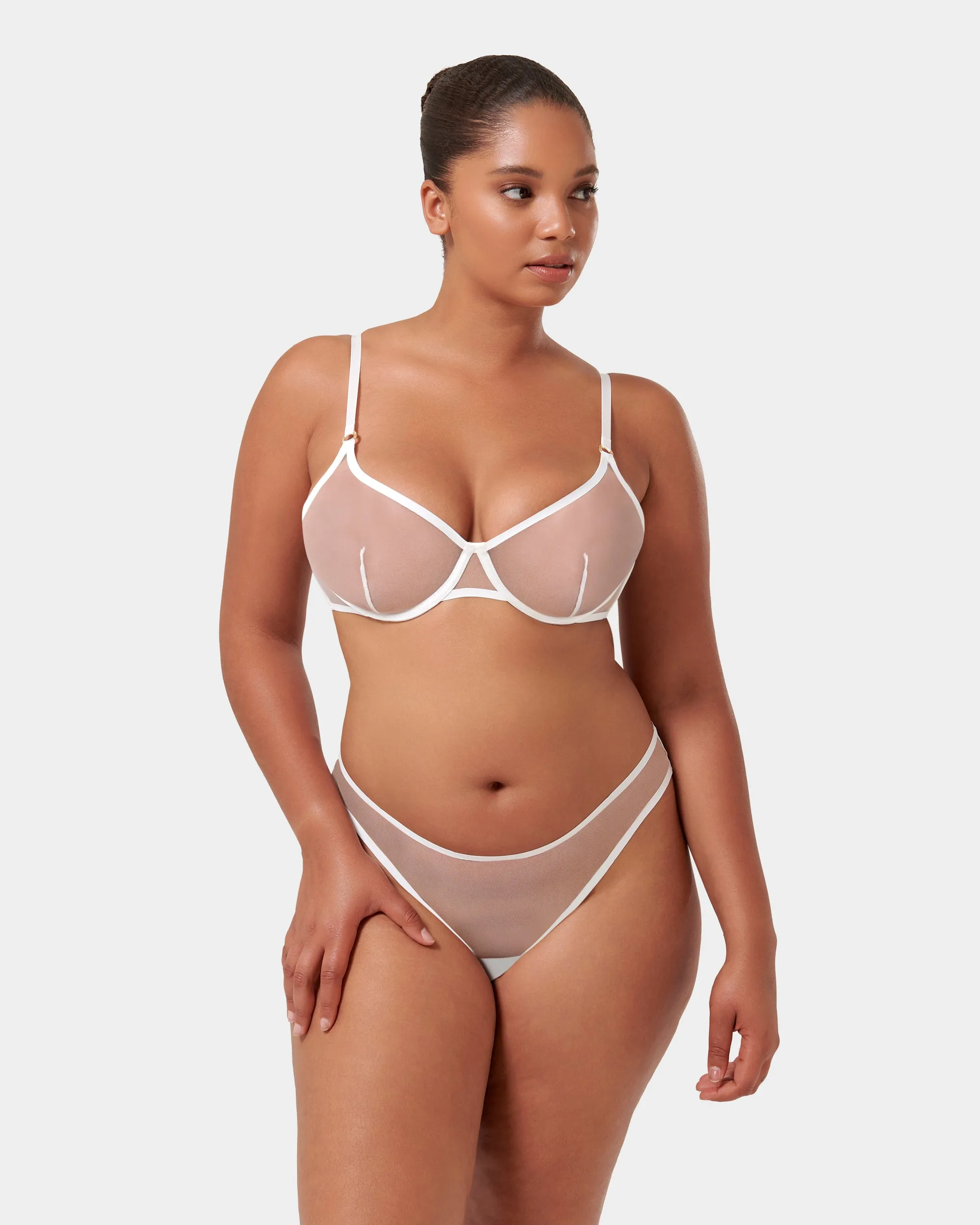 Set: Naomi White sold by Bluebella product image thumbnail 2