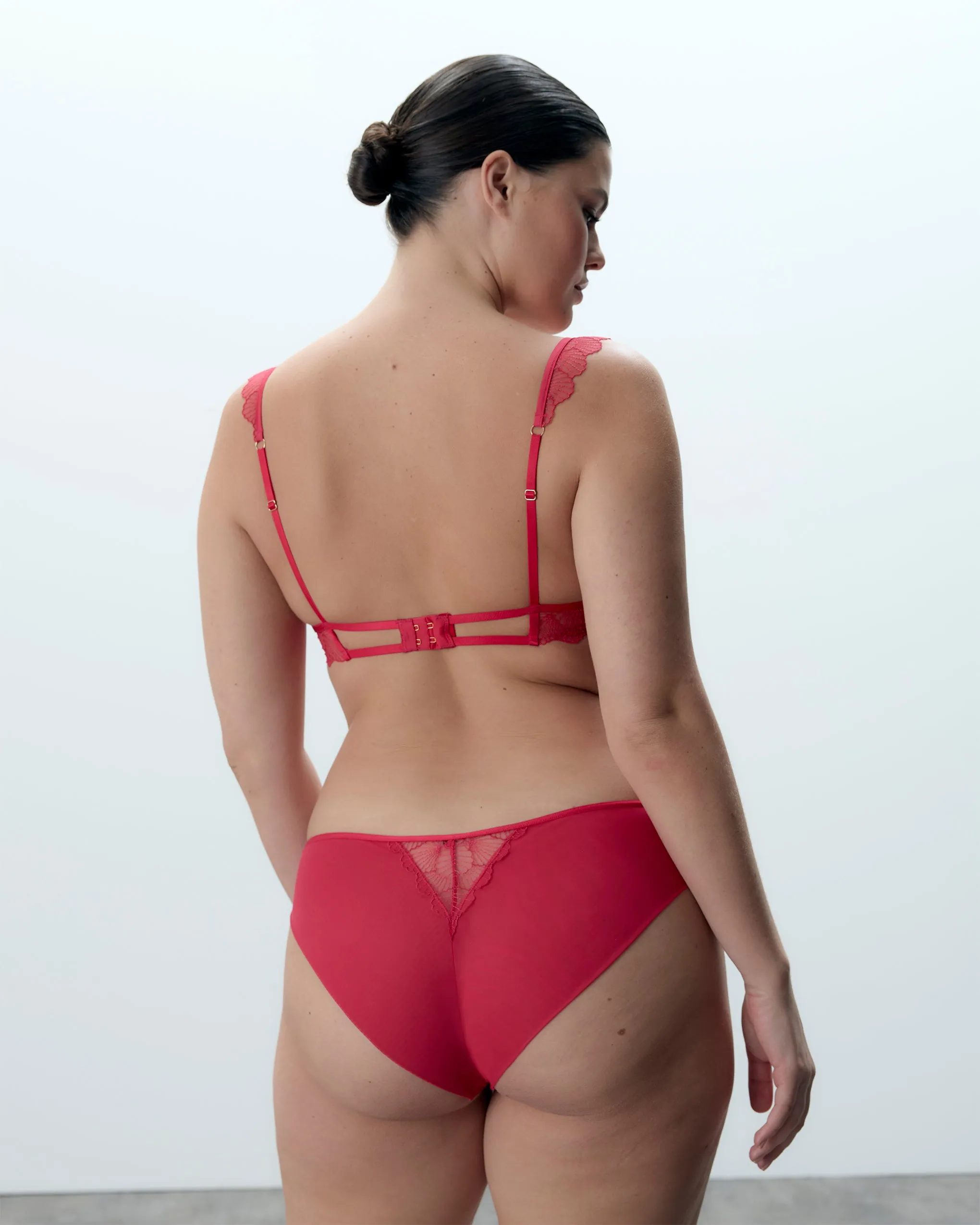 Set: Vermont DD+ Lingerie Set Pink sold by Bluebella product image thumbnail 3