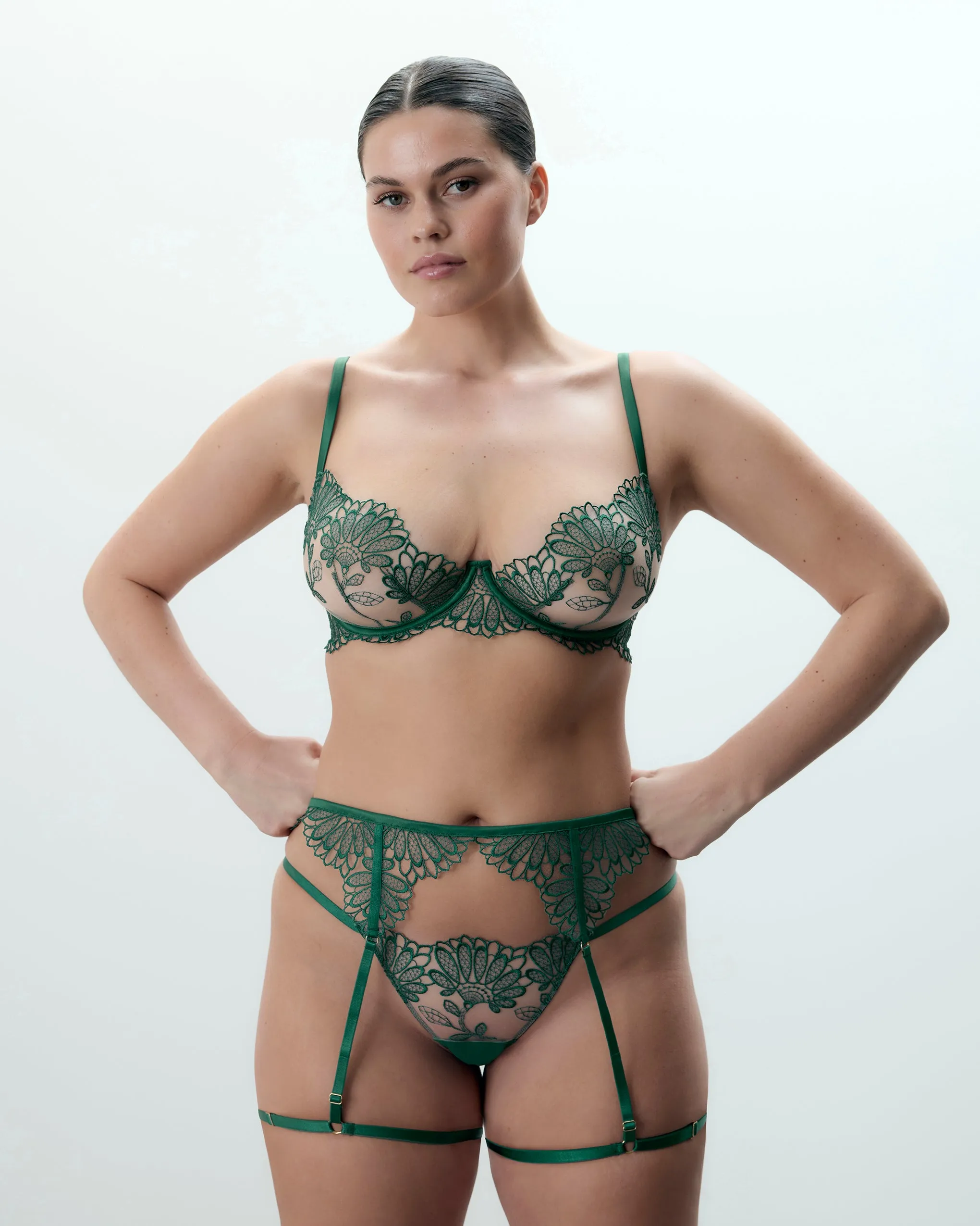 Set: Amaris Suspender Thigh Harness Set Green sold by Bluebella
