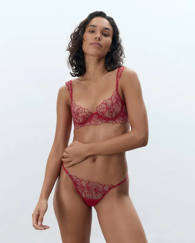 Set: Amarosa Bra & Thong Set Pink sold by Bluebella