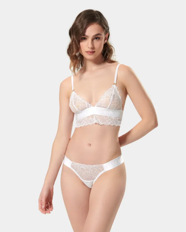 Set: Tori Soft White sold by Bluebella