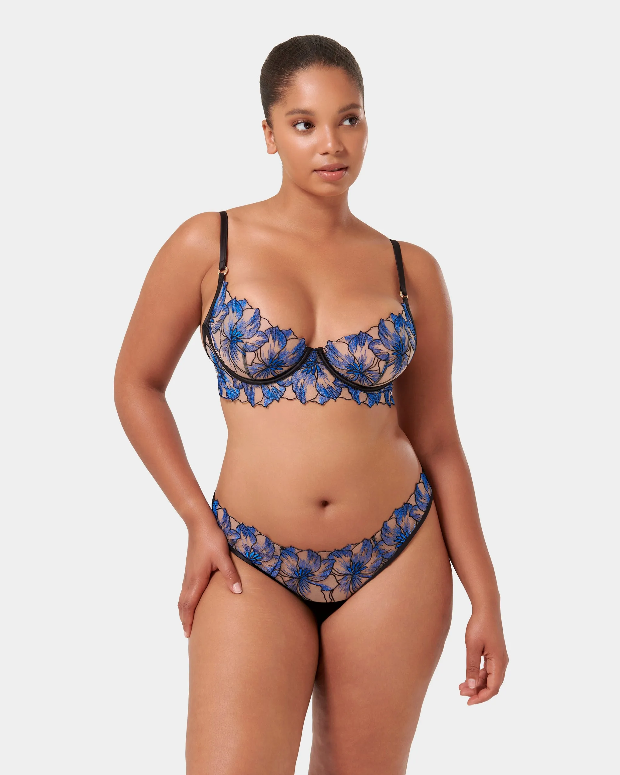 Set: Lyandra Egyptian Blue/Black/Sheer sold by Bluebella product image thumbnail 5