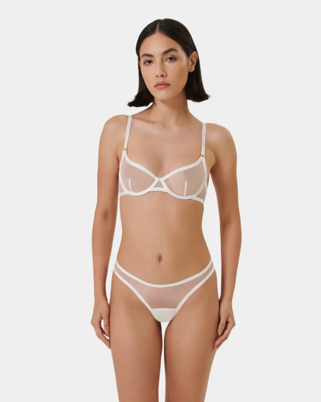 Set: Naomi White sold by Bluebella