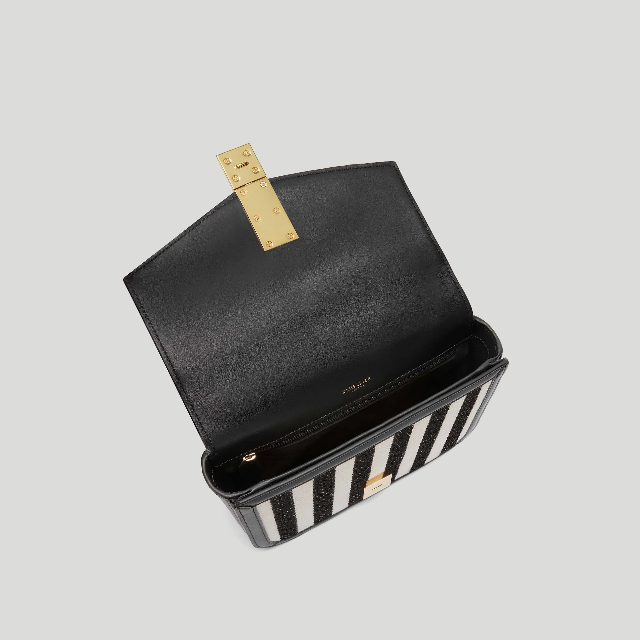 The Vancouver sold by DeMellier product image thumbnail 3