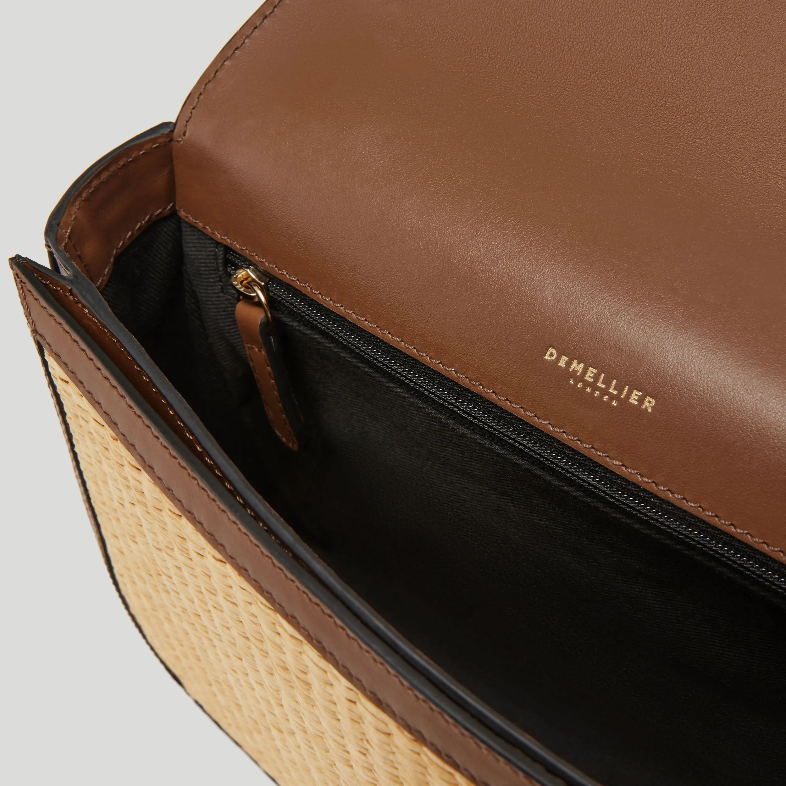 The Vancouver sold by DeMellier product image thumbnail 5