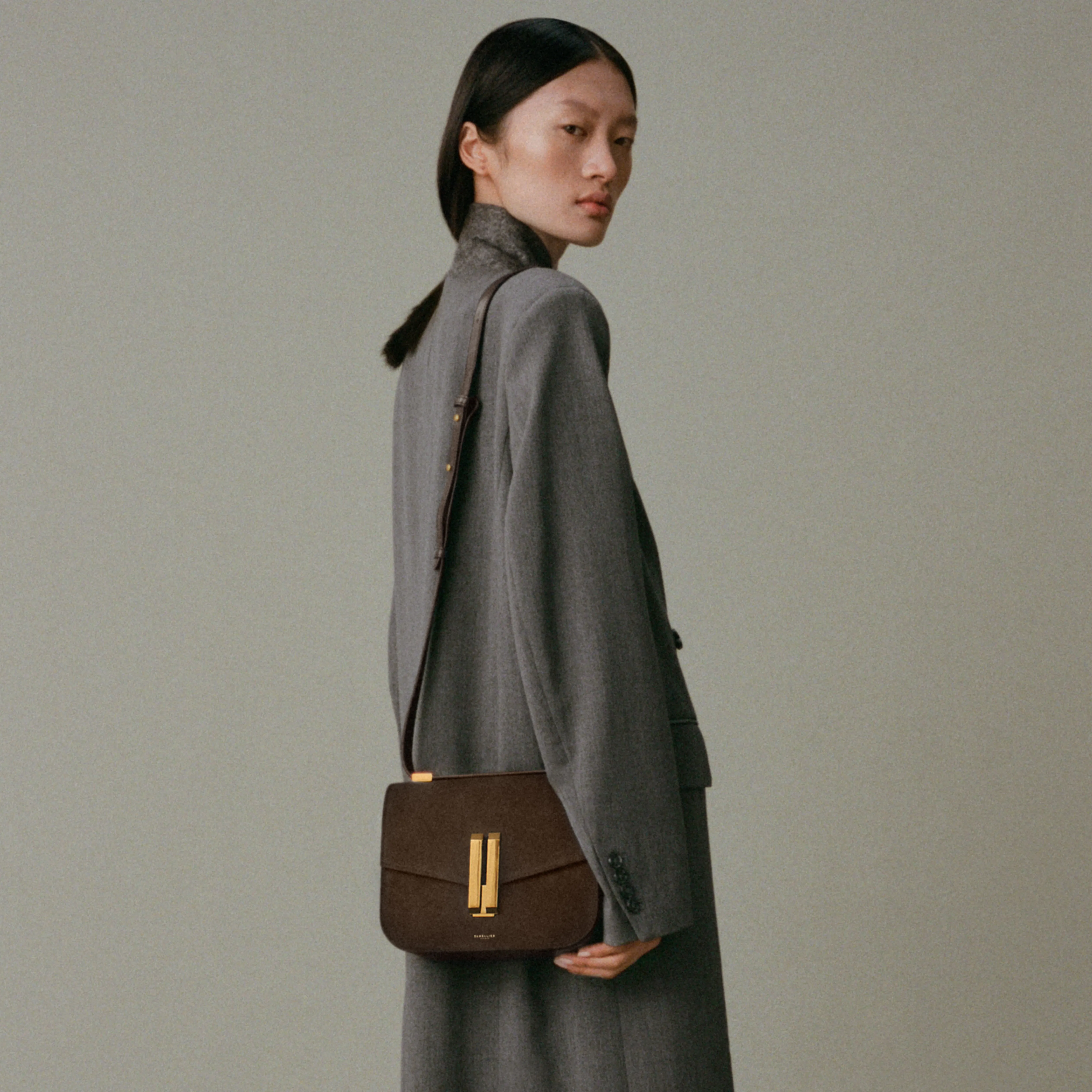 The Vancouver sold by DeMellier product image thumbnail 2