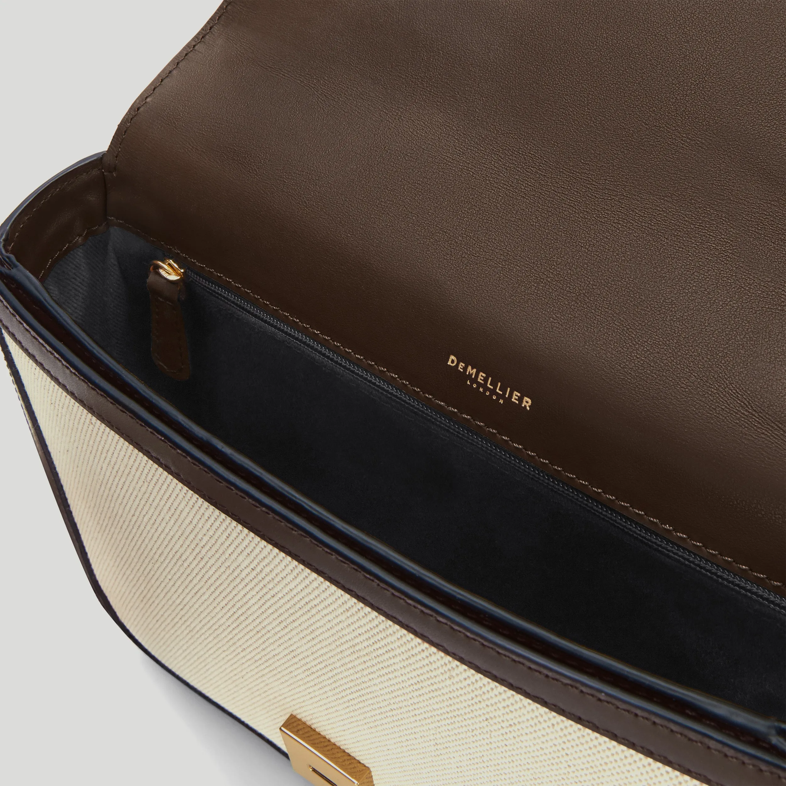 The Vancouver sold by DeMellier product image thumbnail 5