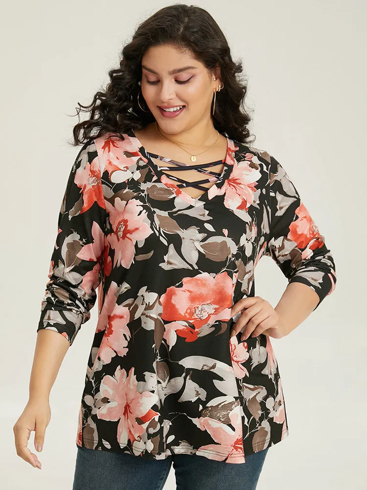 Floral Print Crisscross V Neck T-shirt sold by Bloomchic product image thumbnail 3