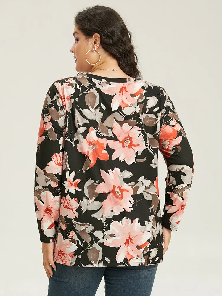 Floral Print Crisscross V Neck T-shirt sold by Bloomchic product image thumbnail 2