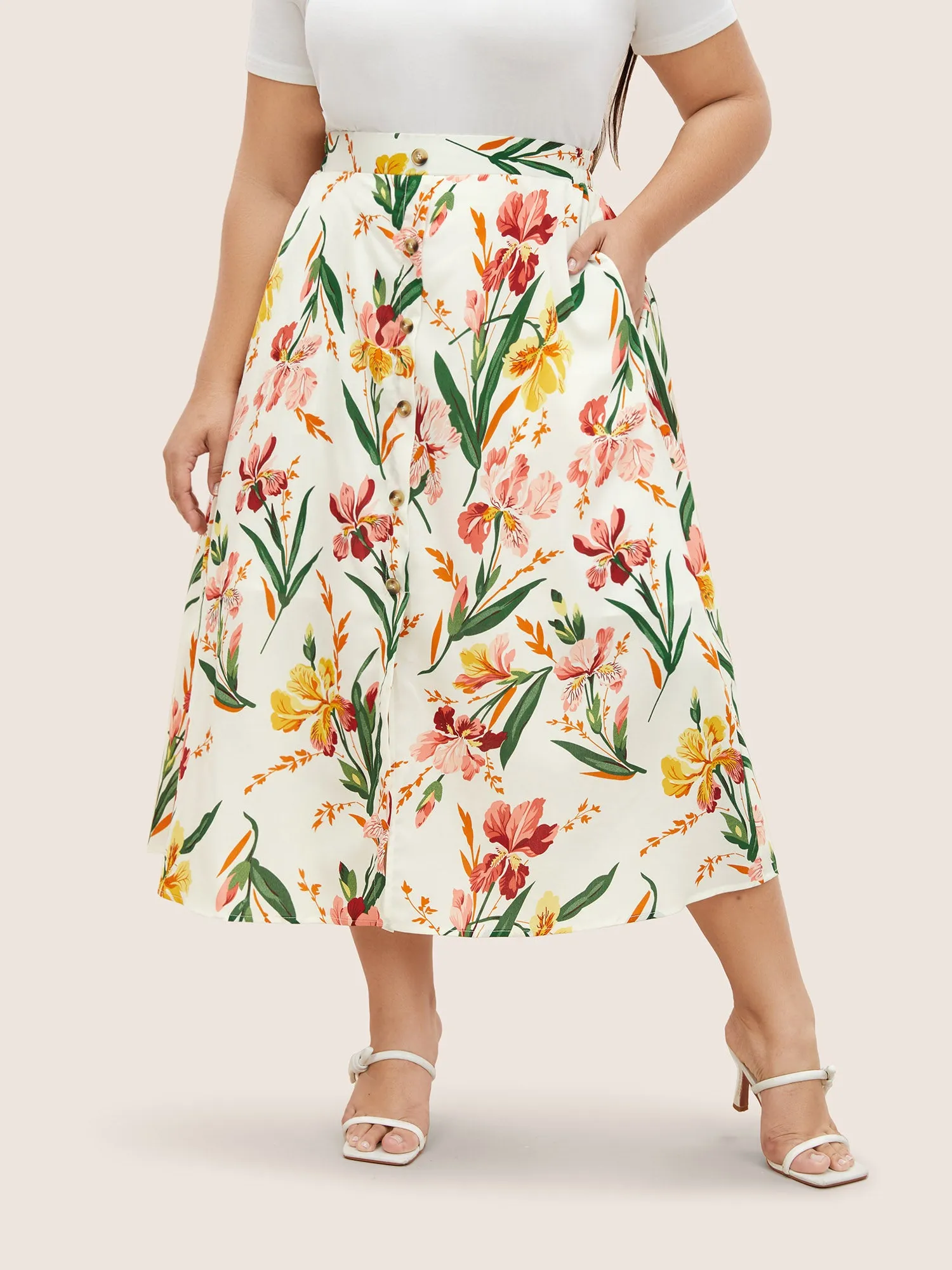 Floral Print Button Detail Elastic Waist Pocket Skirt sold by Bloomchic