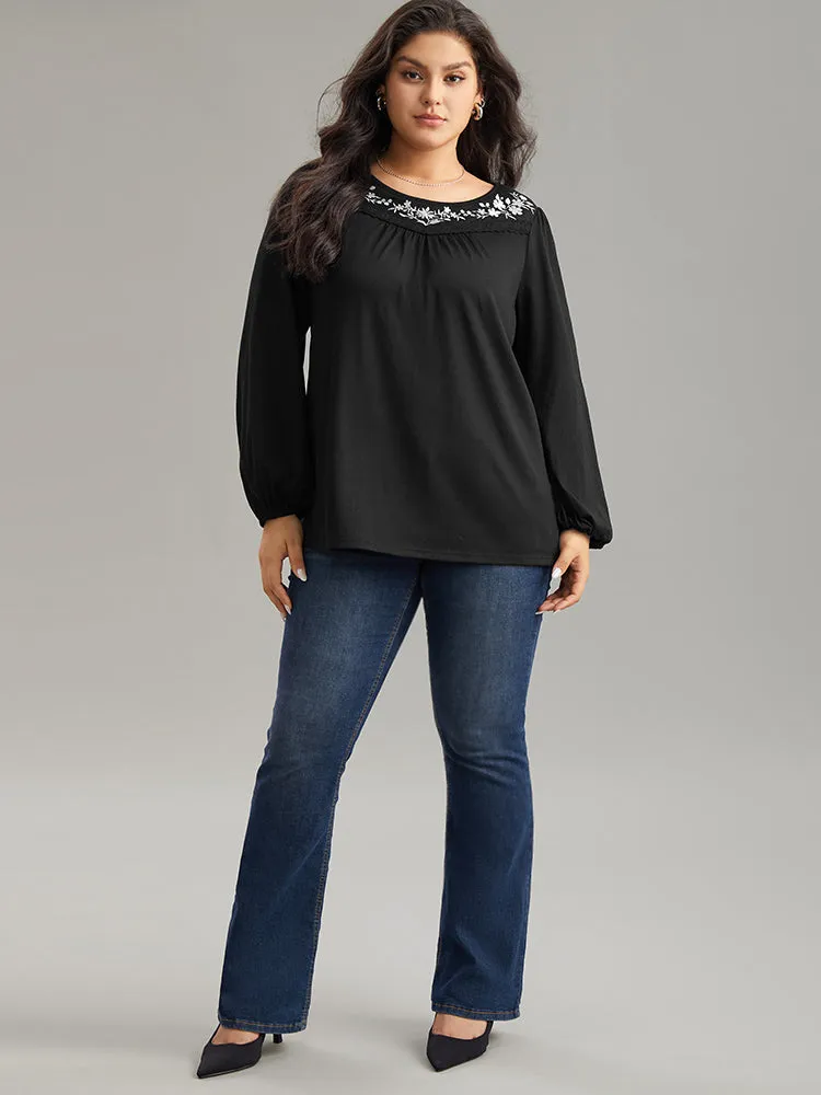 Floral Embroidered Gathered Elastic Cuffs T-shirt sold by Bloomchic product image thumbnail 4