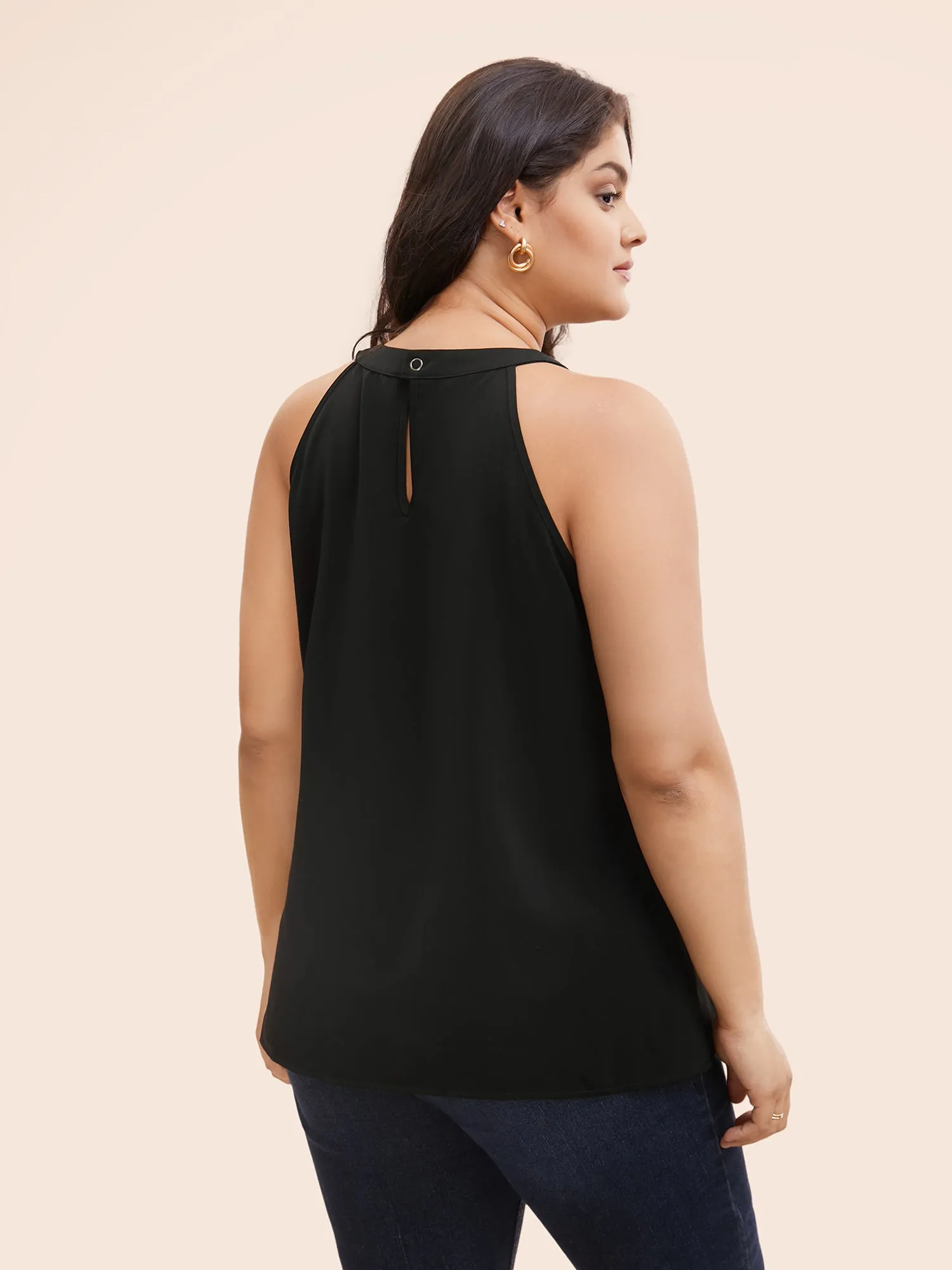 Keyhole Metal Detail Gathered Tank Top sold by Bloomchic product image thumbnail 4