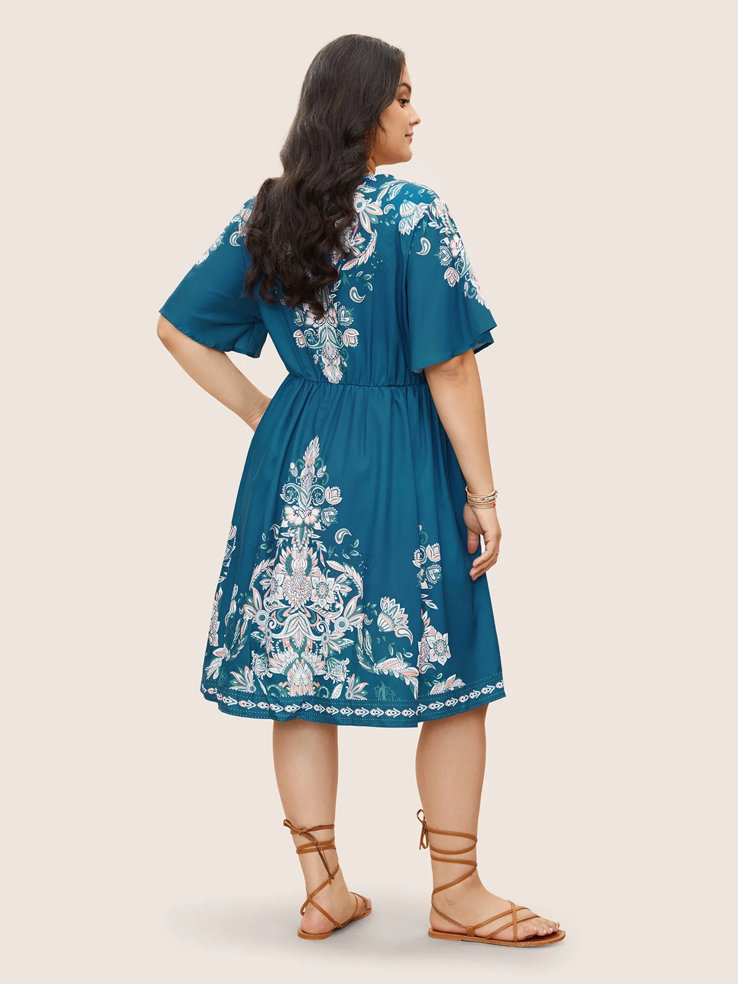 Bandana Print Ruffle Sleeve V Neck Pocket Knee Dress sold by Bloomchic product image thumbnail 3